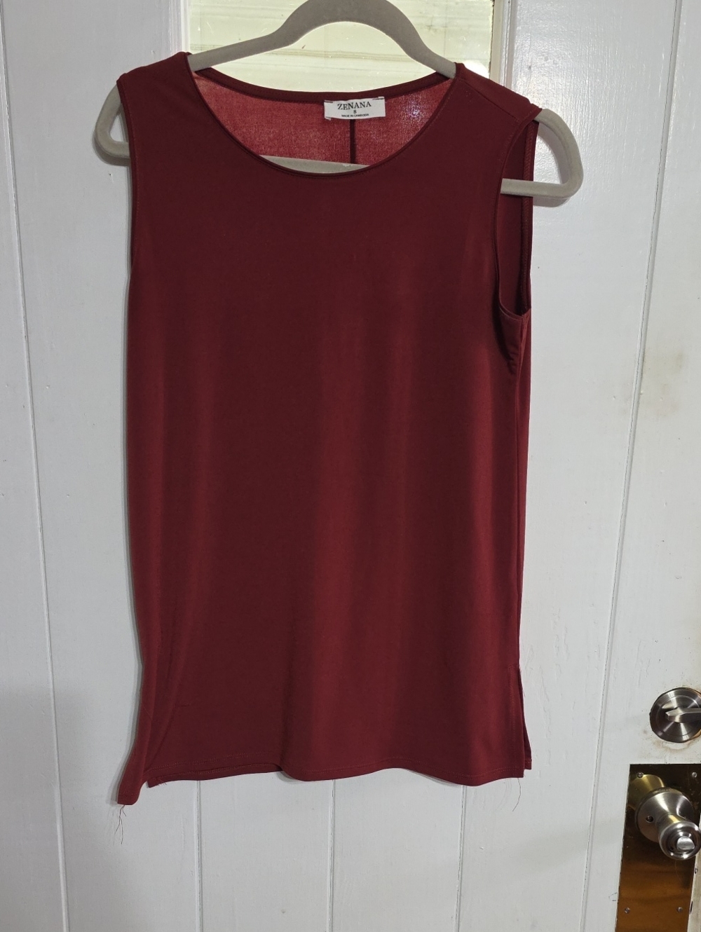 Zenana Women's Sleeveless Blouse Rusty/Maroonish Stretch Comfort Sz S EUC